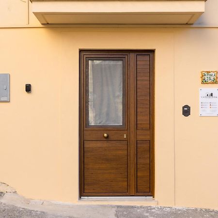 Centro Storico Sciacca - Casa Di Pisa Apartment Luaran gambar